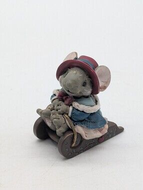 Vintage Midwest Importers Merry Mousetales Christmas Mouse Sled Sleigh Figurine